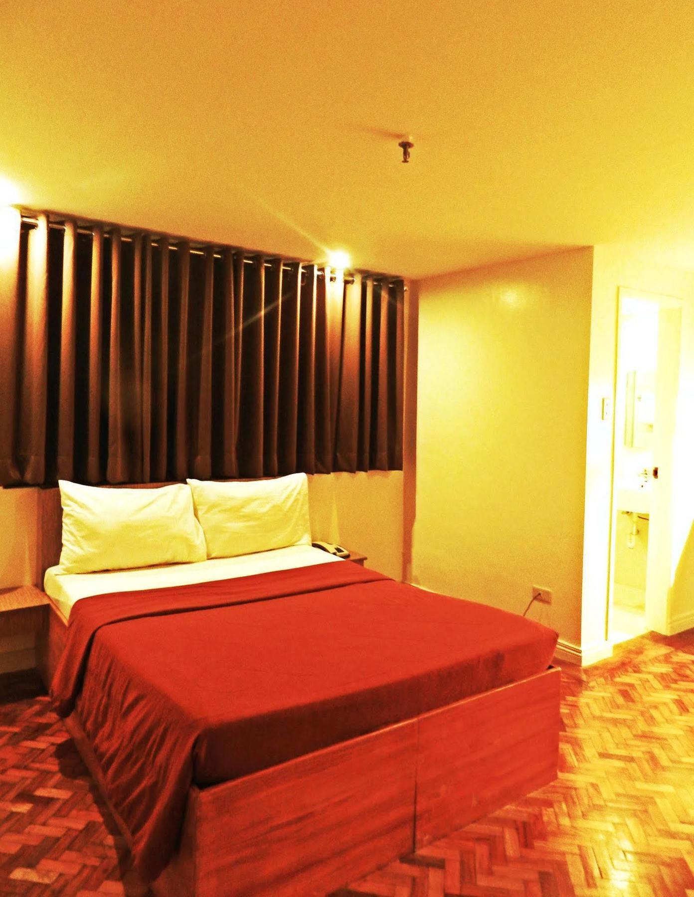 Salcedo Suites Makati City Extérieur photo