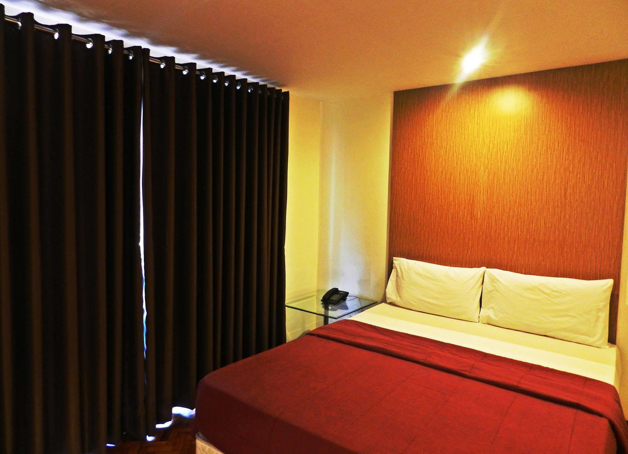 Salcedo Suites Makati City Extérieur photo