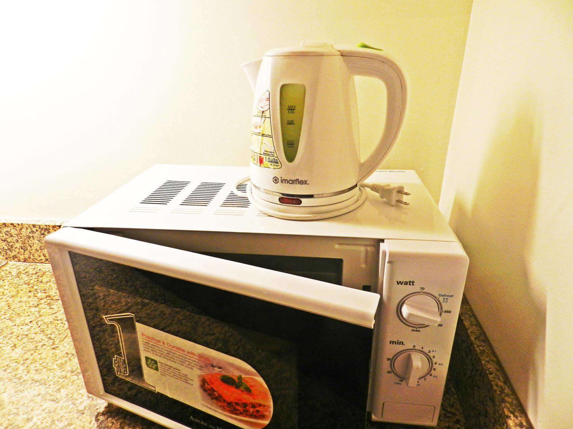 Salcedo Suites Makati City Extérieur photo