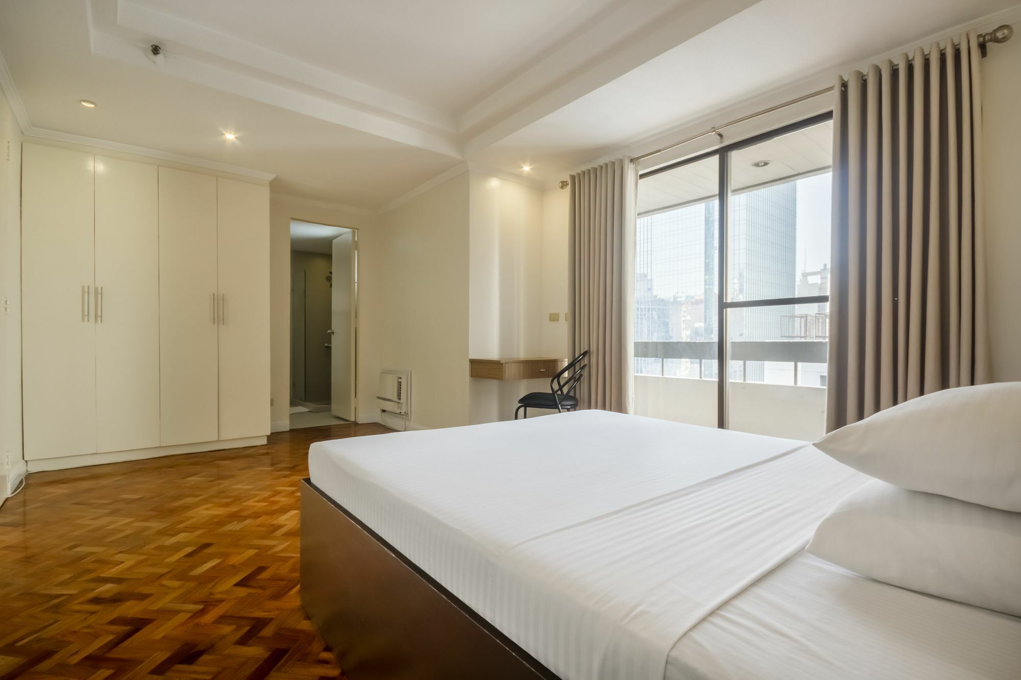 Salcedo Suites Makati City Extérieur photo